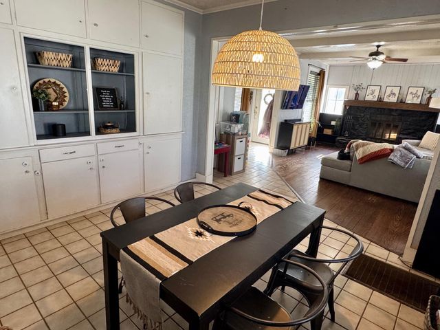 802 Hudgins ST, Smithville, TX 78957