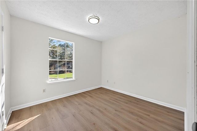 5225 Forest Downs Lane, South Fulton, GA 30349