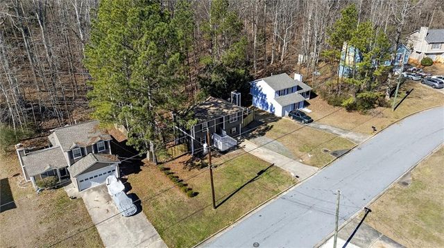 5225 Forest Downs Lane, South Fulton, GA 30349