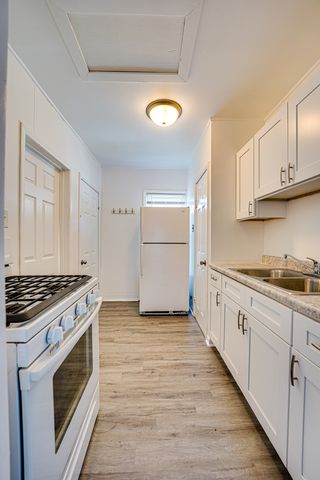 523 GRAND Avenue 2, Aurora, IL 60506