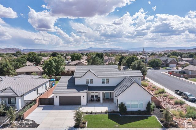 219 W ELINOR LN, Washington, UT 84780