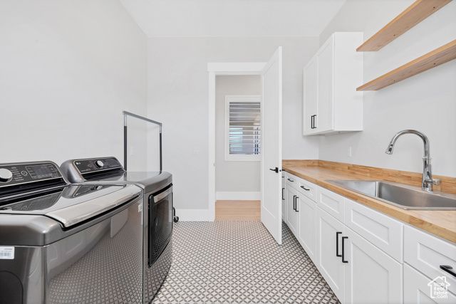 219 W ELINOR LN, Washington, UT 84780