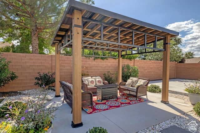 219 W ELINOR LN, Washington, UT 84780