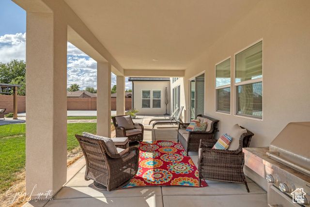 219 W ELINOR LN, Washington, UT 84780