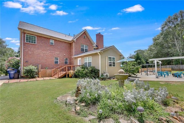 32 St. Ives Circle, Winder, GA 30680