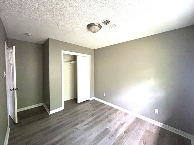 8625 Douglas Avenue, Rowlett, TX 75089