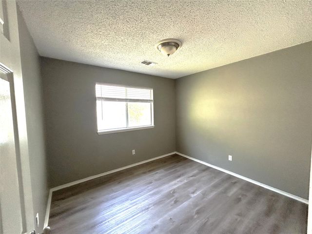 8625 Douglas Avenue, Rowlett, TX 75089