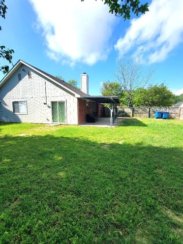 8625 Douglas Avenue, Rowlett, TX 75089