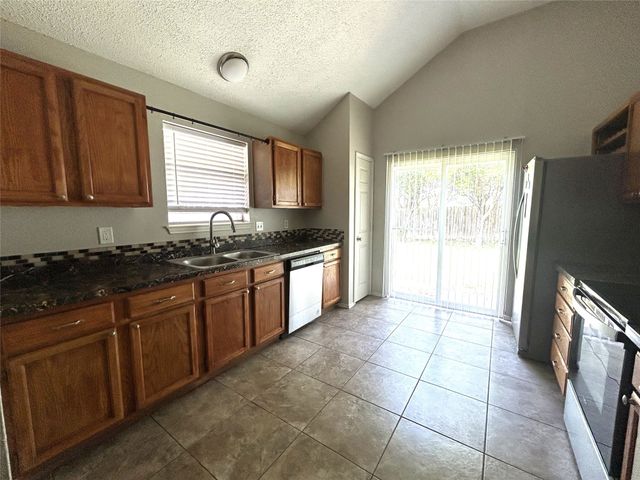 8625 Douglas Avenue, Rowlett, TX 75089