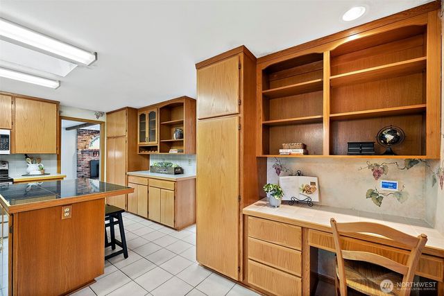 8875 Banner Road SE, Port Orchard, WA 98367