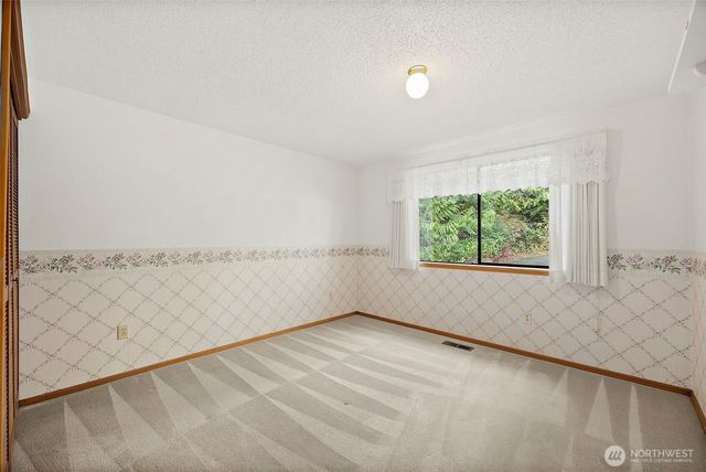 8875 Banner Road SE, Port Orchard, WA 98367