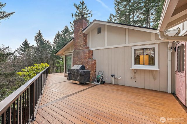 8875 Banner Road SE, Port Orchard, WA 98367