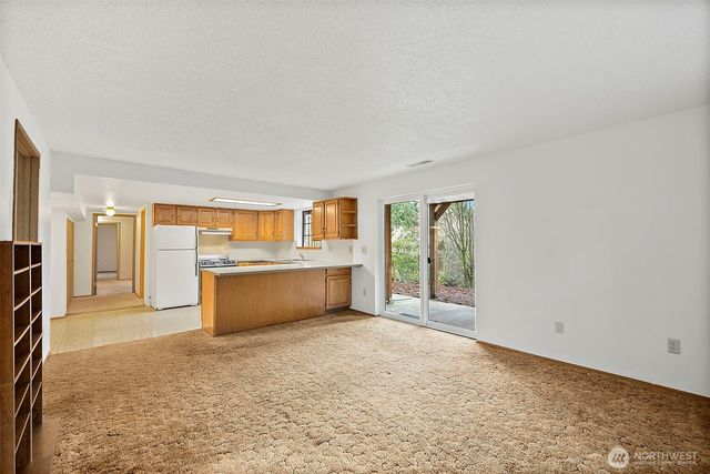 8875 Banner Road SE, Port Orchard, WA 98367