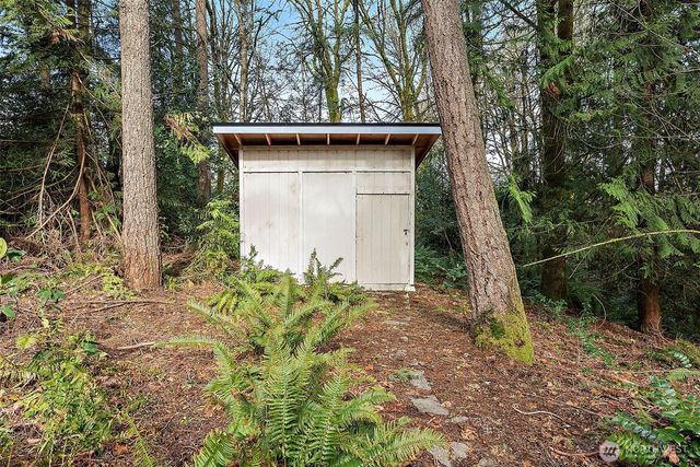 8875 Banner Road SE, Port Orchard, WA 98367