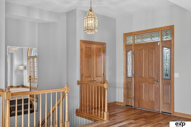 17403 Laquinta Circle, Omaha, NE 68136