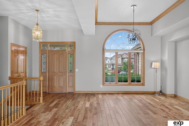 17403 Laquinta Circle, Omaha, NE 68136