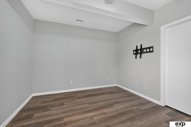 17403 Laquinta Circle, Omaha, NE 68136