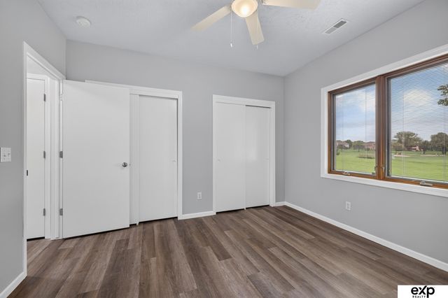 17403 Laquinta Circle, Omaha, NE 68136