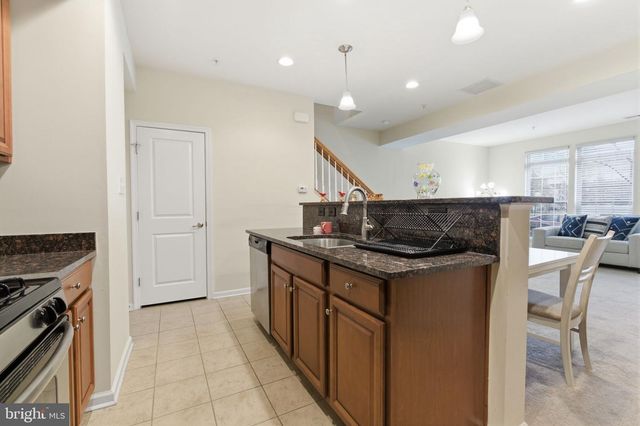 205 HARBOUR BLVD, Cinnaminson, NJ 08077