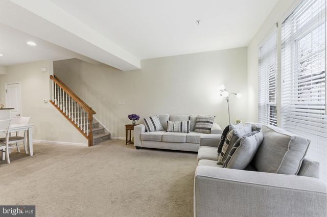 205 HARBOUR BLVD, Cinnaminson, NJ 08077