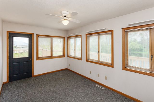 5554 W 122nd Street N, Mingo, IA 50168