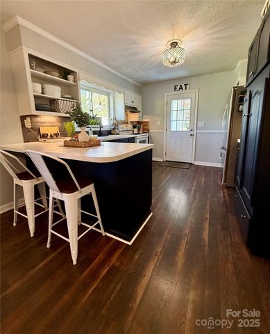 302 W Carroll Street, Cherryville, NC 28021