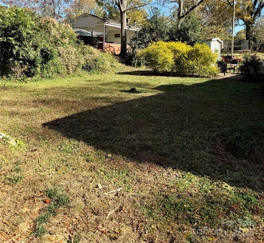 302 W Carroll Street, Cherryville, NC 28021