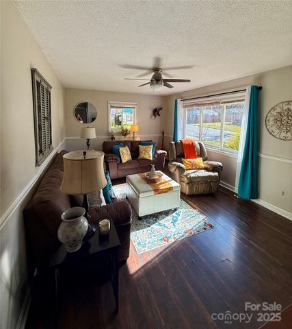 302 W Carroll Street, Cherryville, NC 28021