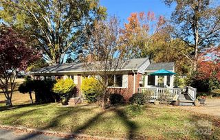 302 W Carroll Street, Cherryville, NC 28021