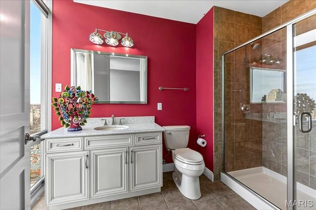 4909 Laclede Avenue 2103, St Louis, MO 63108