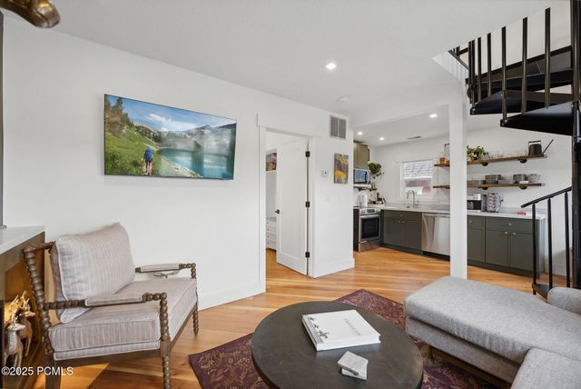 236 Woodside Avenue 11, Park City, UT 84060