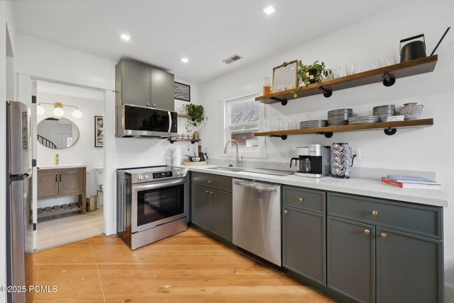 236 Woodside Avenue 11, Park City, UT 84060