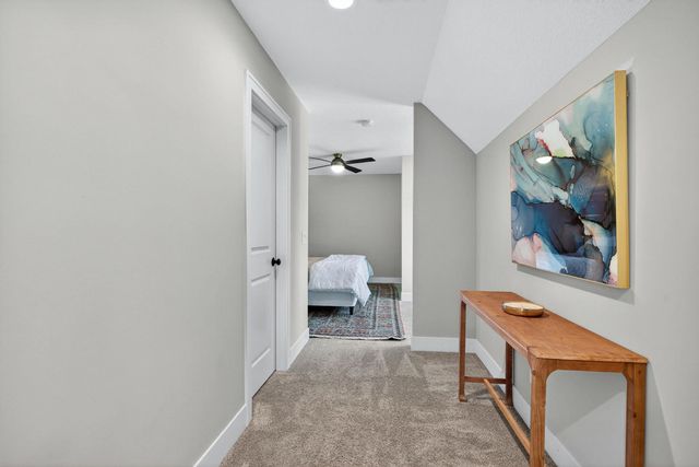6925 Grover Station, Bettendorf, IA 52722