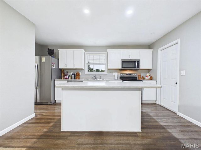 106 Lynn Street, Lebanon, IL 62254