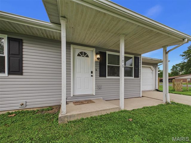 106 Lynn Street, Lebanon, IL 62254
