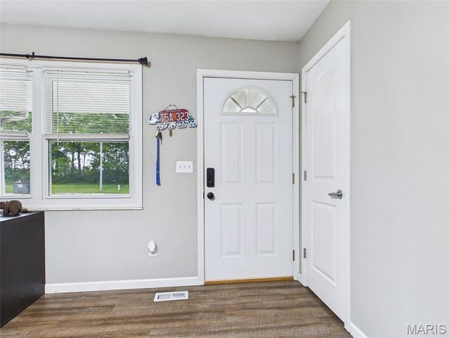 106 Lynn Street, Lebanon, IL 62254