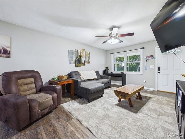 106 Lynn Street, Lebanon, IL 62254