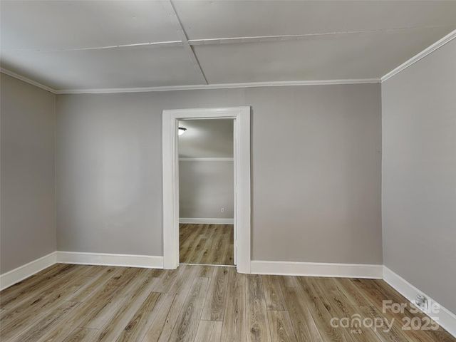 404 E Mills Avenue, Mooresville, NC 28115