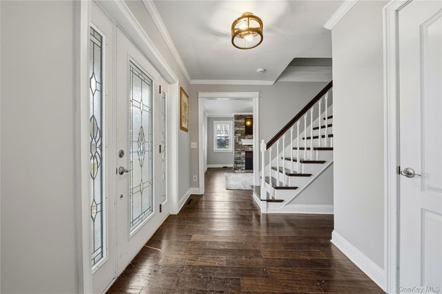 293 State Route 94 S, Warwick, NY 10990