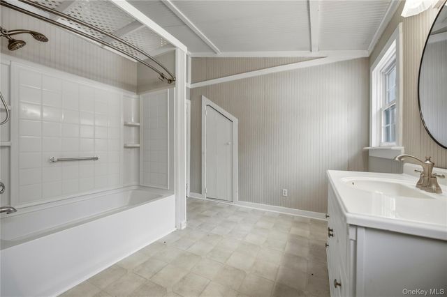 293 State Route 94 S, Warwick, NY 10990