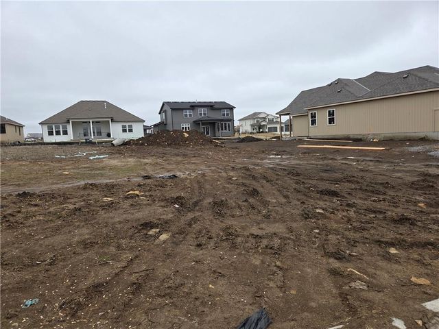 17410 W 169th Place, Olathe, KS 66062