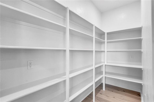 17410 W 169th Place, Olathe, KS 66062