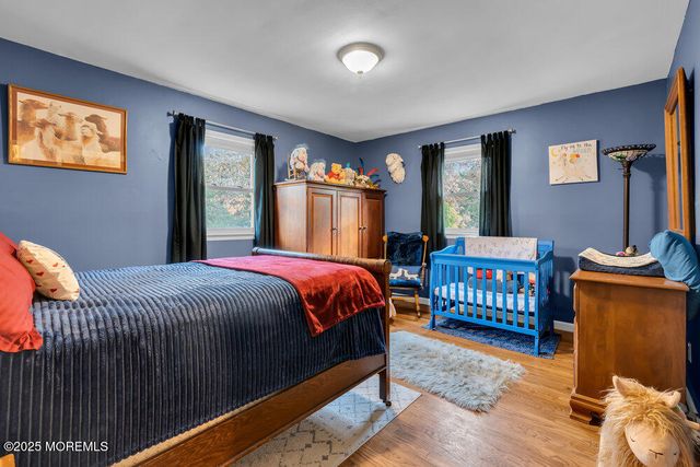 17 Sunnyside Road, Howell, NJ 07731