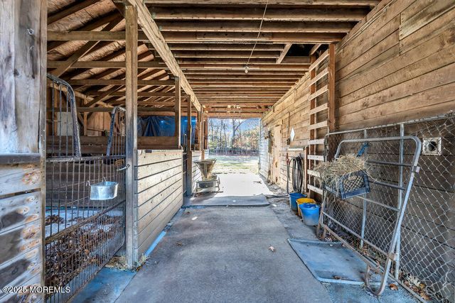 17 Sunnyside Road, Howell, NJ 07731