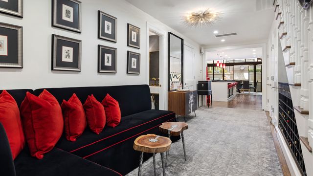 505 E 84TH Street, New York City, NY 10028