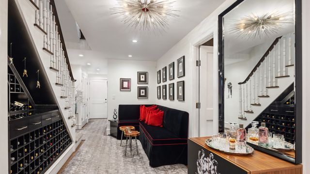 505 E 84TH Street, New York City, NY 10028