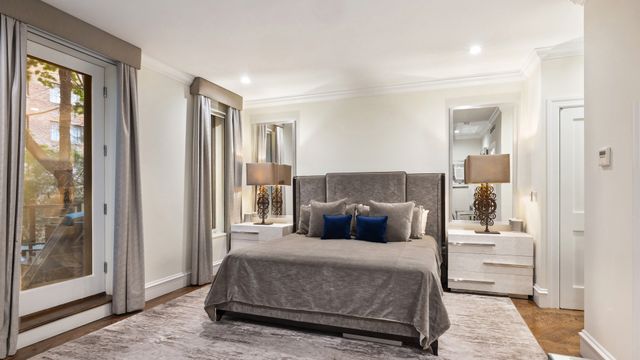 505 E 84TH Street, New York City, NY 10028