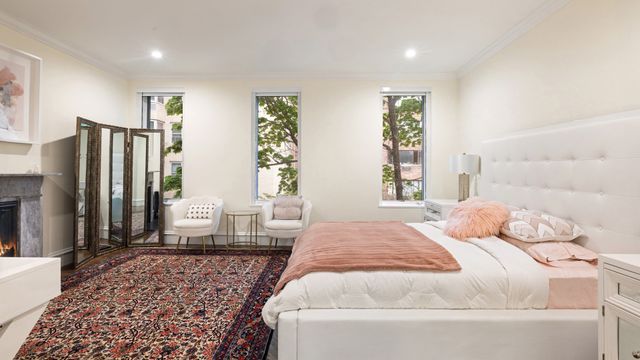505 E 84TH Street, New York City, NY 10028