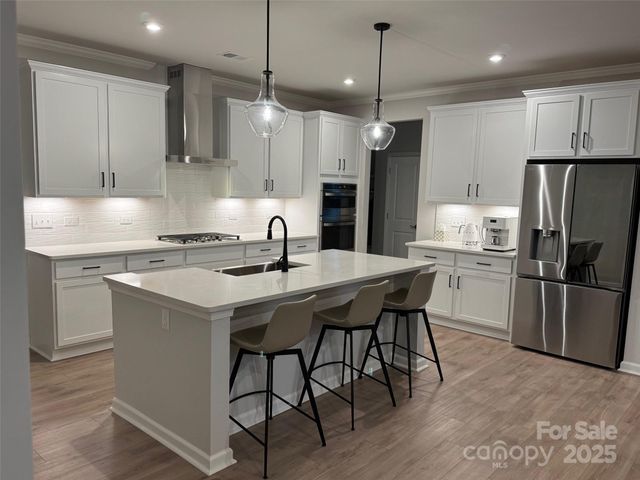 948 Exeter Drive, Sherrills Ford, NC 28673