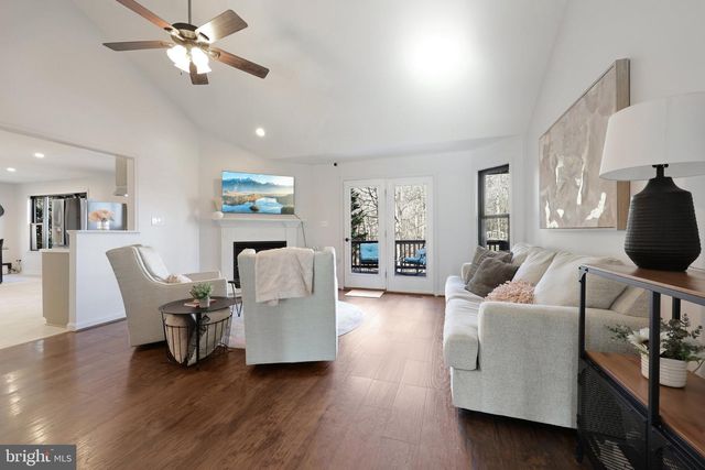 12504 HAWKINS LN, Spotsylvania, VA 22551